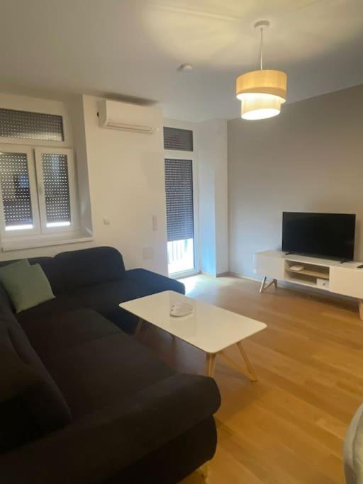 New Central Apartments Westbahnhof 비엔나 외부 사진