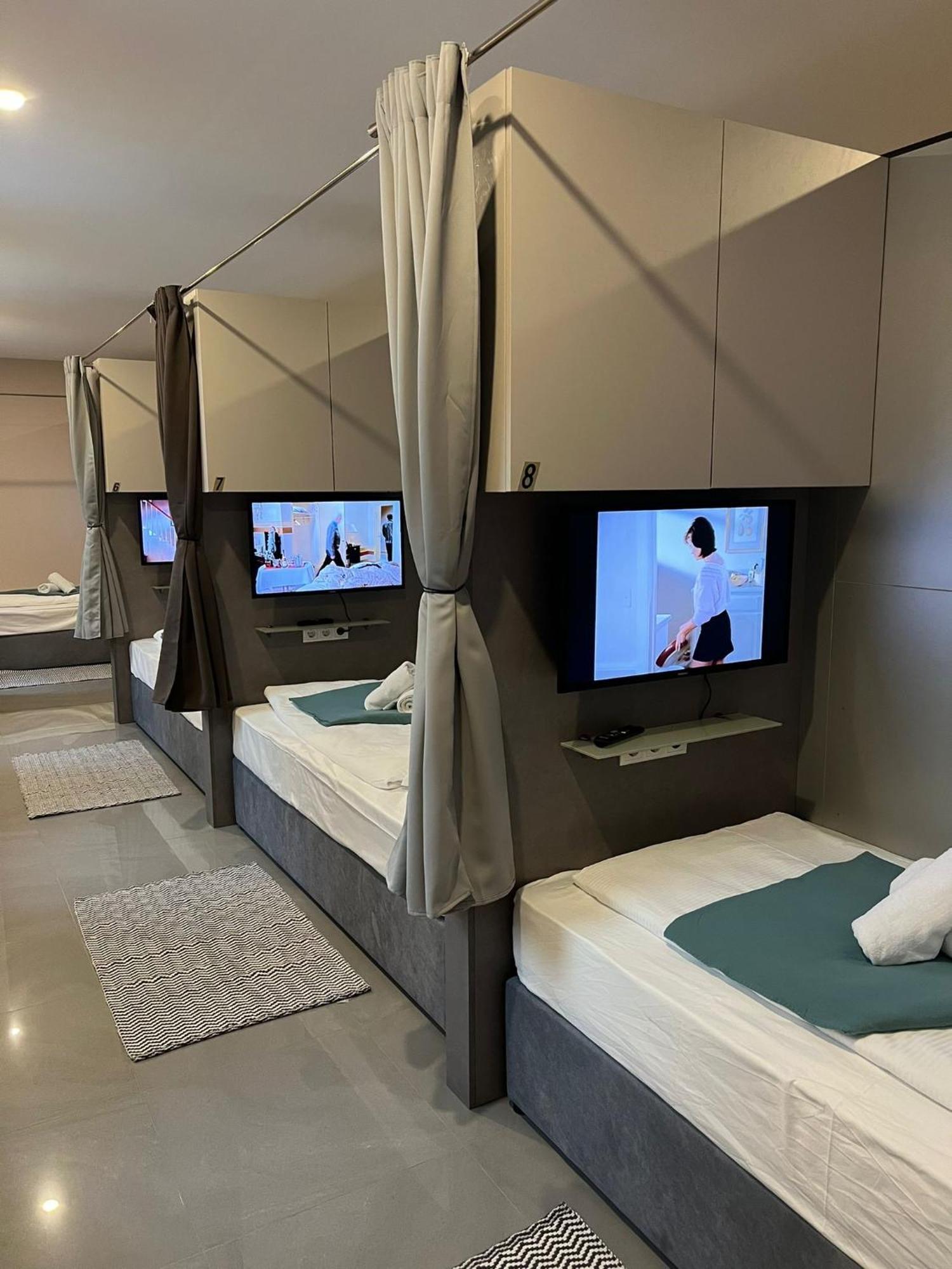 New Central Apartments Westbahnhof 비엔나 외부 사진